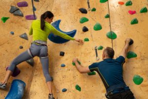 3 Finger Drag Climbing – All You Need to Know 