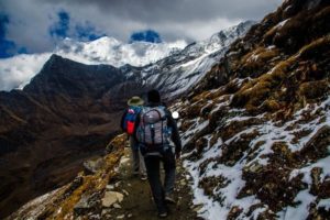 Mt. Hood vs. Mt. Rainier for Climbing – Comparison 